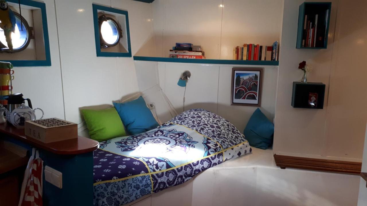 Boat & Breakfast Alhena Bed and Breakfast Amsterdam Eksteriør billede