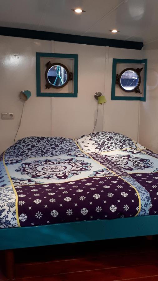 Boat & Breakfast Alhena Bed and Breakfast Amsterdam Eksteriør billede